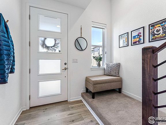4th image of 573 Canary Ln