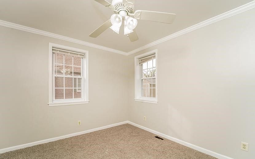 2nd image of 2528 Wendover Rd #2
