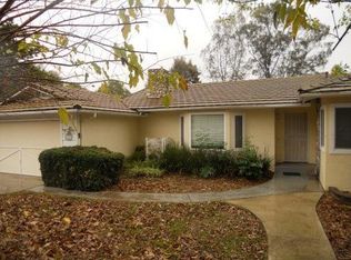 1369 Friends Way, Fallbrook, CA 92028
