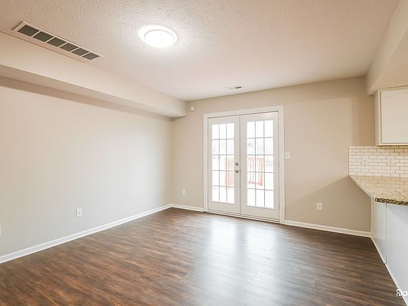 5th image of 622 E Quail Ridge Dr