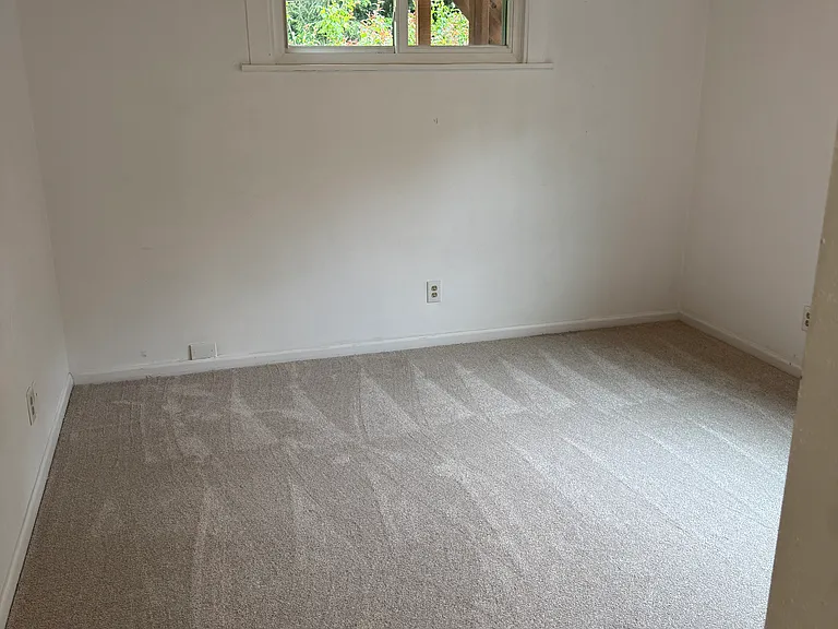 Upper Preston Rd SE — Photo 8
