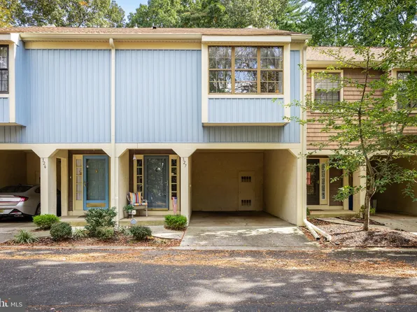 327 Kings Croft, Cherry Hill, NJ 08034