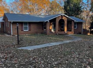 184 Grandy Rd, Brodnax, VA 23920