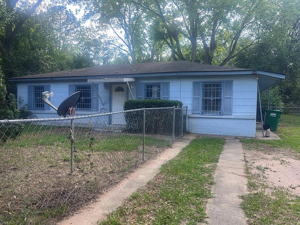 1st image of 409 Vick St