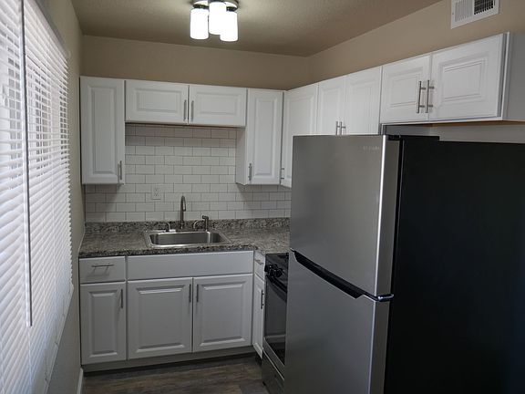 4th image of 1132 Valley Manor Ct #3A21941C