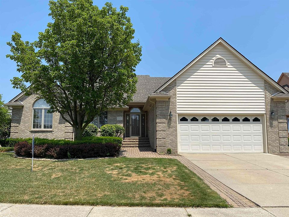 1st image of 15327 Dorothy Dr