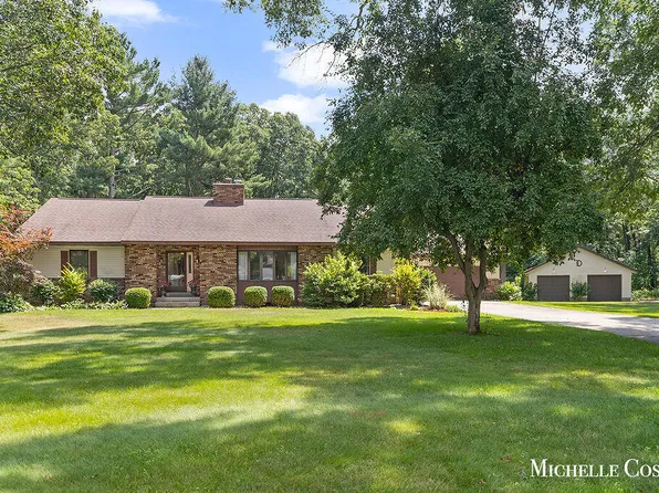1781 Prince Ln, Muskegon, MI 49445