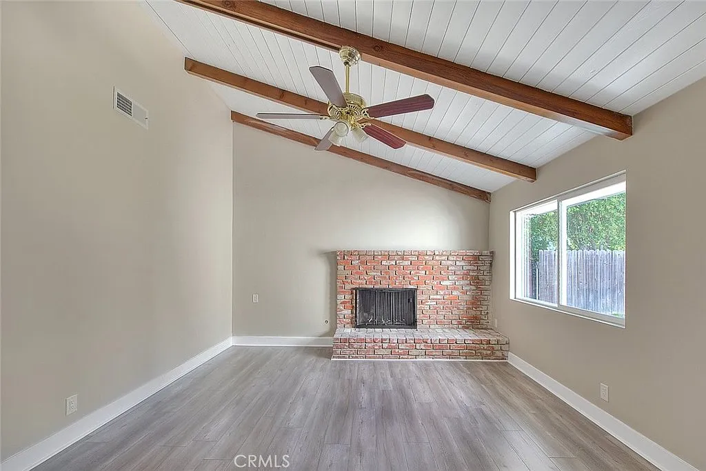 4 bed, 2154 sqft, $3,800 — Photo 2