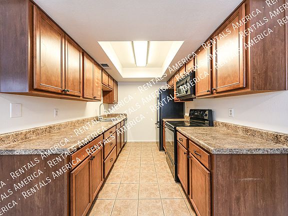 3rd image of 8548 E Belleview St