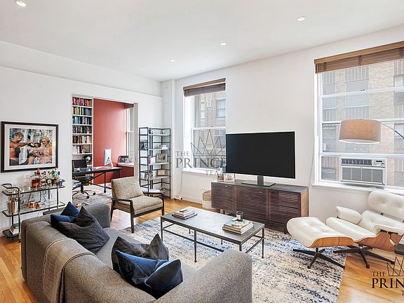 5th image of 395 Broadway APT 11C