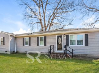 2403 Johnson St, Hopewell, VA 23860