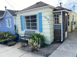 205 6th Ave, Seaside, OR