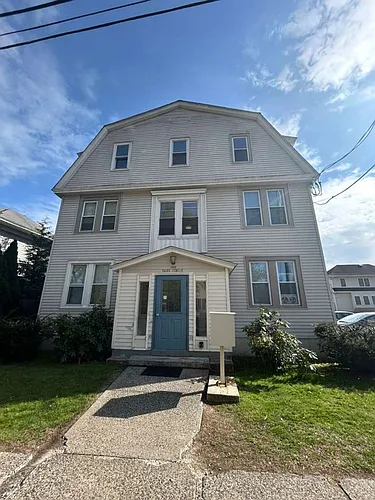 1 Park Cir Photo 1
