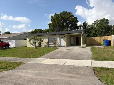 4940 SW 18th St, Pompano Beach, FL, 33317