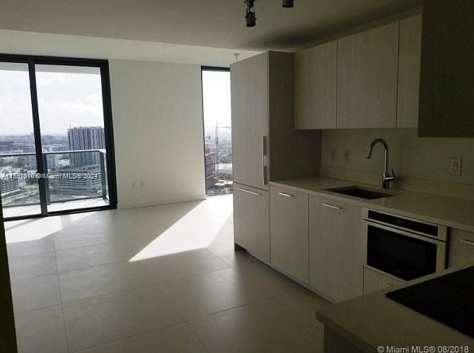 1st image of 501 NE 31st St Unit 2809