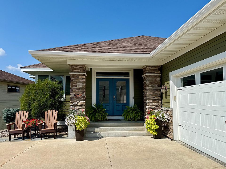 1st image of 680 Indigo Ln