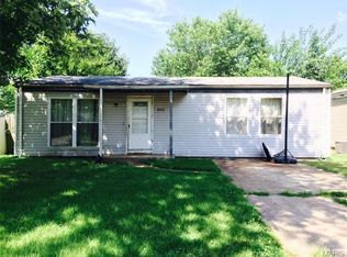 105 Cedar Ridge Dr, Pacific, MO 63069