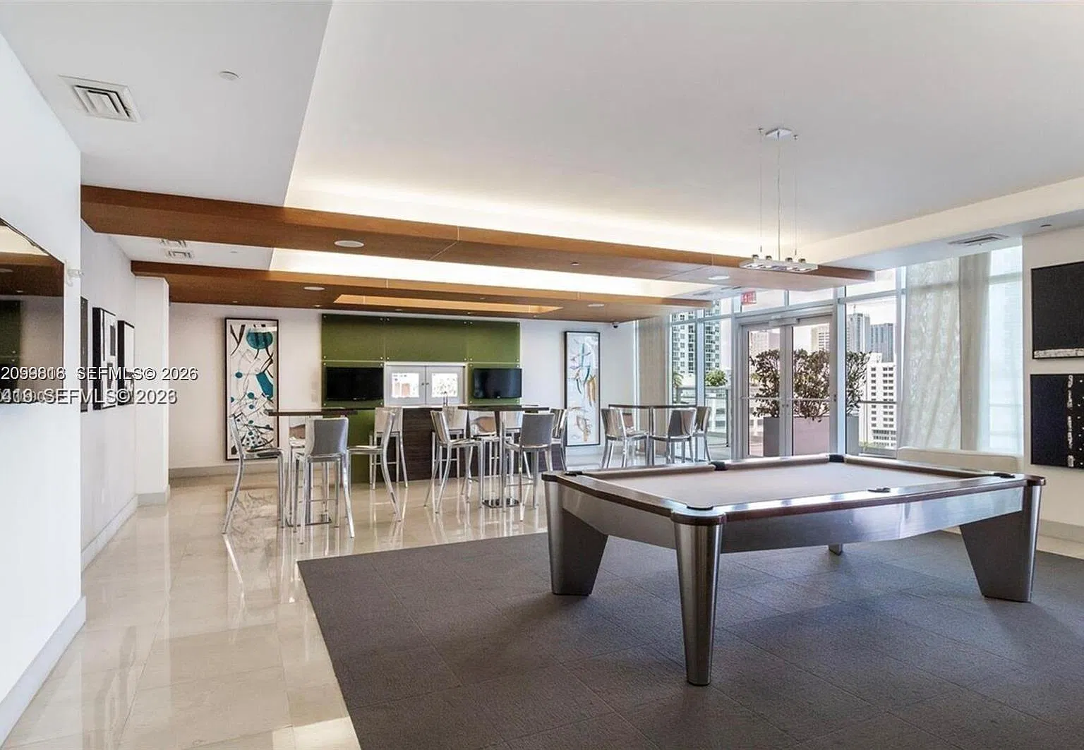 500 Brickell West Condo — Photo 2