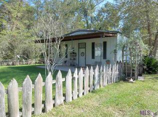 841 River Rd, Sunshine, LA 70780