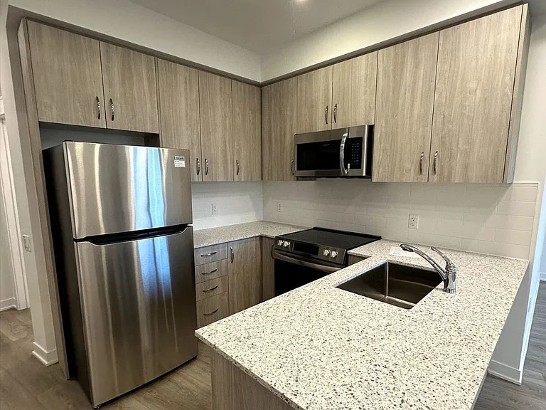 385 Arctic Red Dr #401 — Photo 3