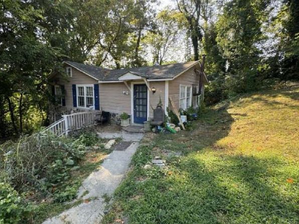 123 Goodson Ave