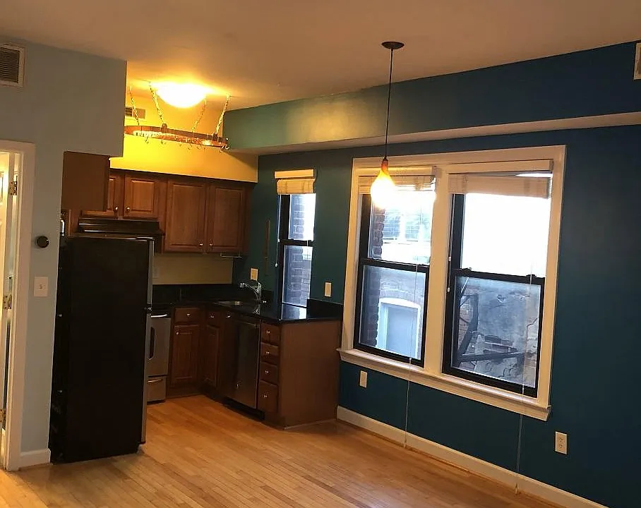 1321 Fairmont St NW #404