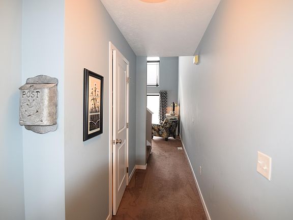 4th image of 2984 Edgestone Dr #22
