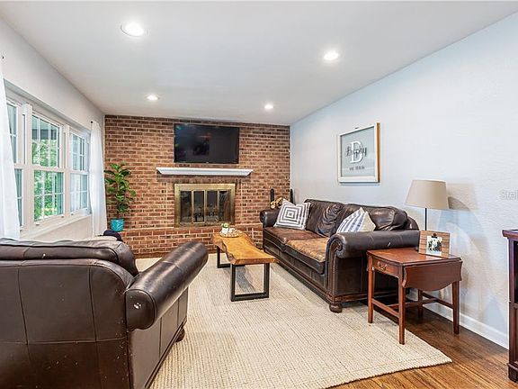 3rd image of 129 Hattaway Dr