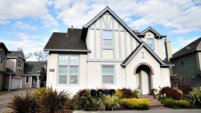 1st image of 6146 Ashwell Way