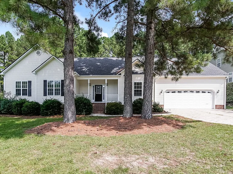 253 Keller Dr — Photo 1