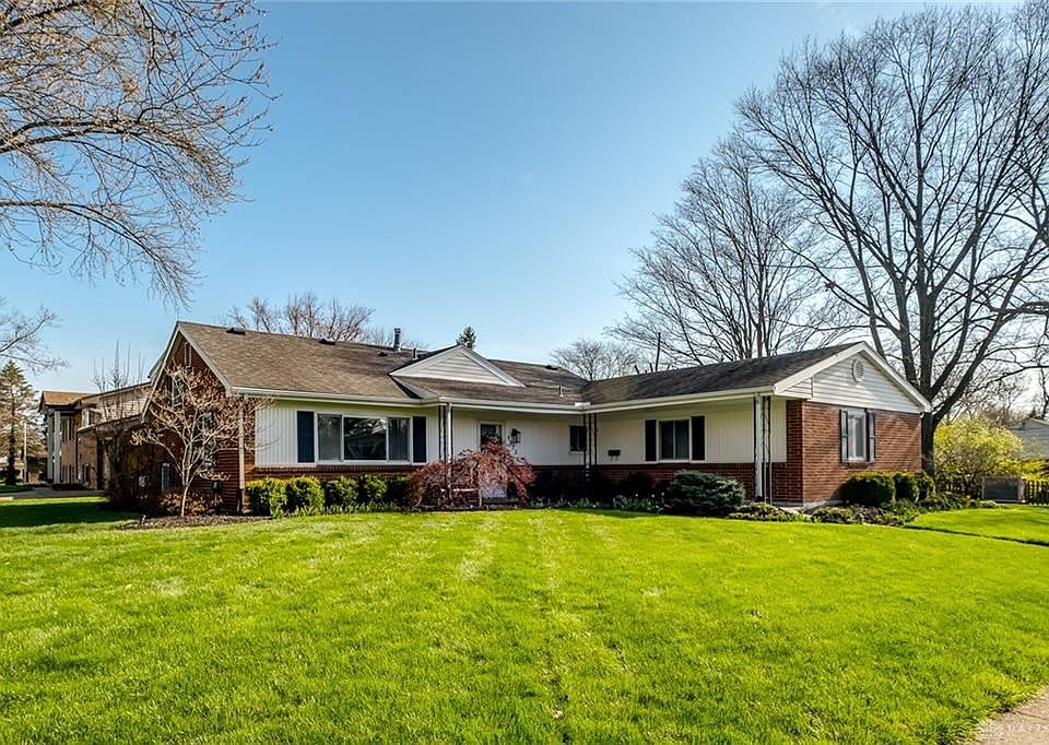 1st image of 1075 Pepper Hill Dr