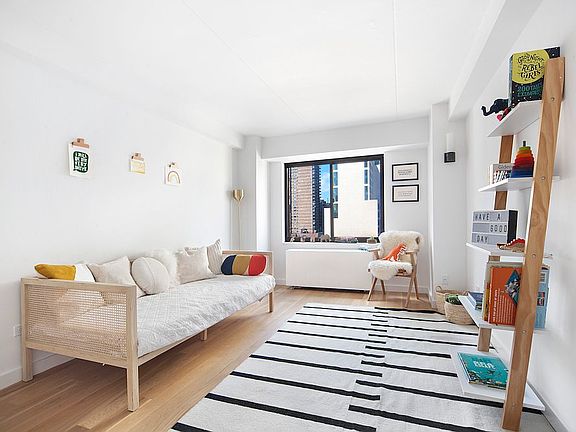 5th image of 200 E 87th St #10E