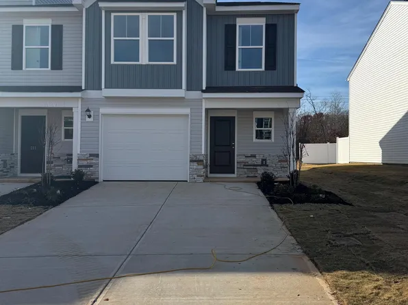 213 Stonyway Ln, Easley, SC 29640