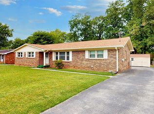914 Kay St, Murfreesboro, TN 37130