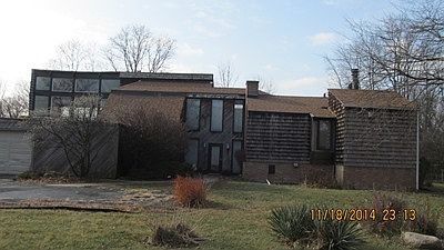 1st image of 92 Graymoor Ln