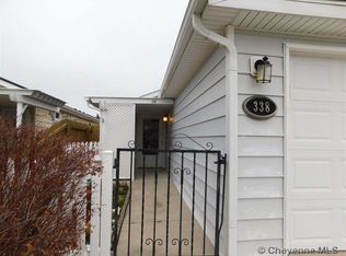 338 Appletree Ln, Cheyenne, WY 82009