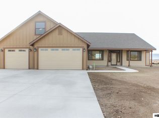 1214 Jacobsen Ln, Gardnerville, NV 89410
