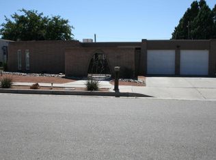 10324 Cielito Lindo NE, Albuquerque, NM 87111