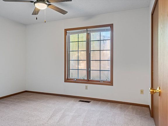 3rd image of 400-424 S Durkin Dr #420-2