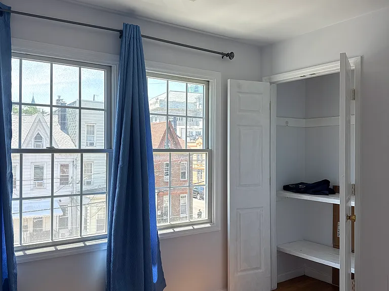 322 Baldwin Ave #3 — Photo 8
