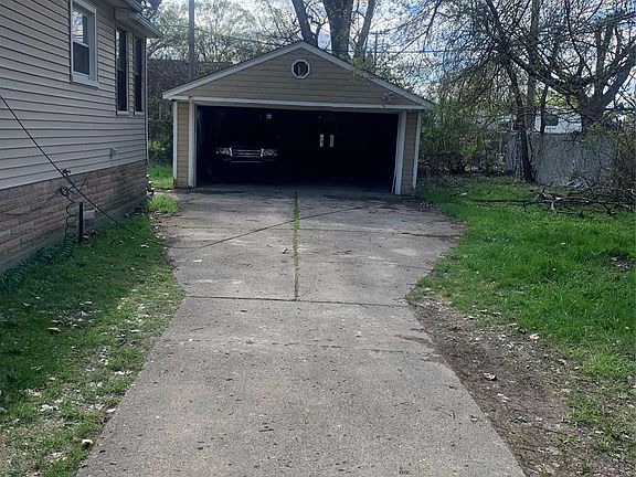 5th image of 13623 Penrod St