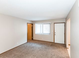 4225 N 60th St #1, Lincoln, NE 68507