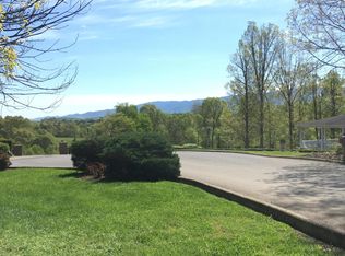 29 Golf Trace Dr, Greeneville, TN 37743