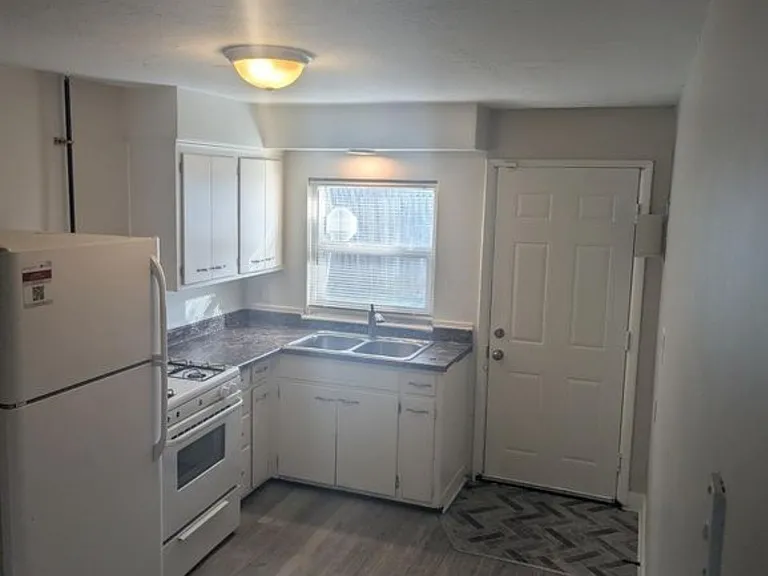 210 S Wayne Ave #4 — Photo 15