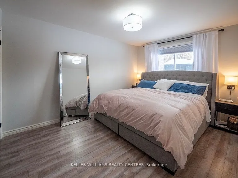 807 Greenfield Cres #UPPER — Photo 6