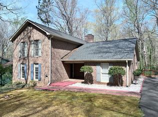 130 Woodbriar Rd, Winston Salem, NC 27106