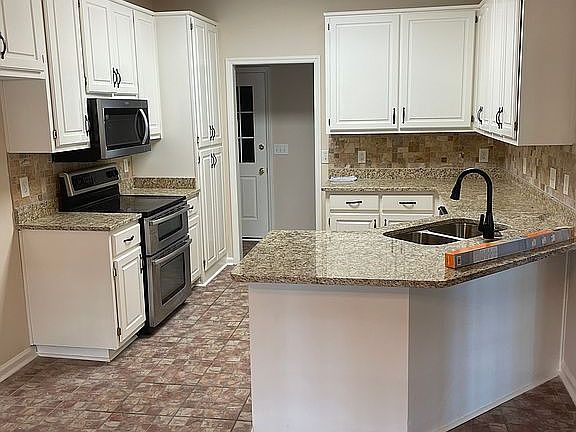 5th image of 5397 Chatham Woods Ct