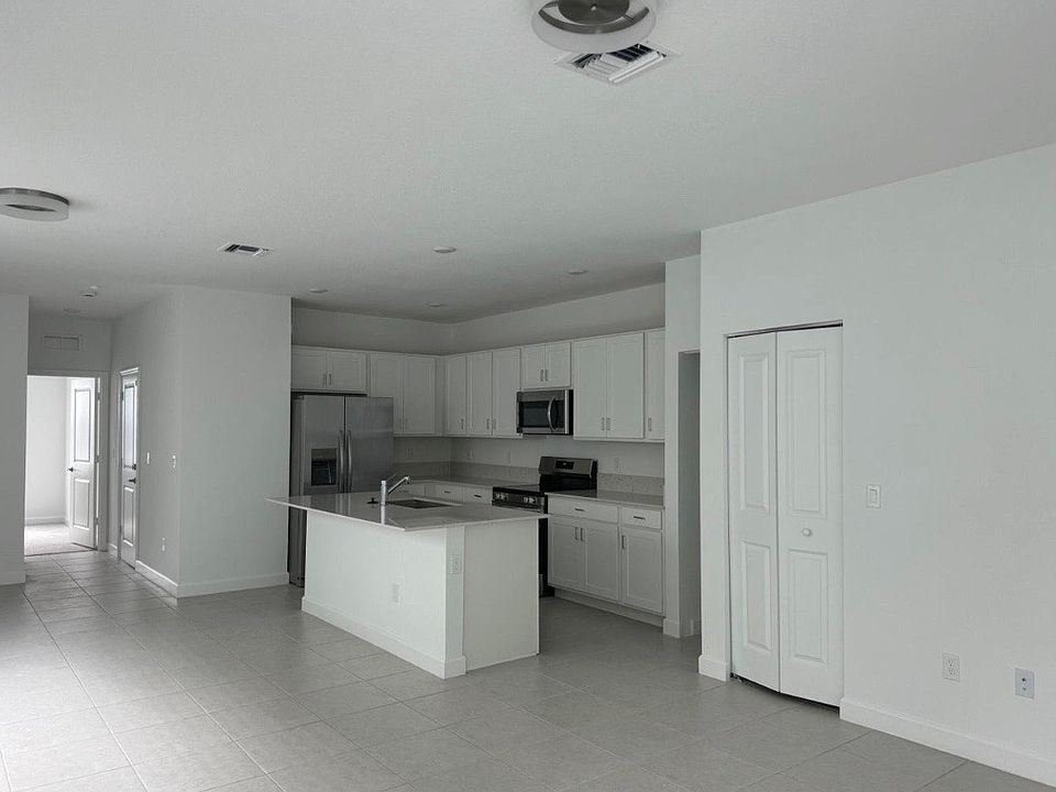 1st image of 4663 Hollister Ave