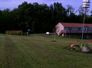 9767 Schwartzwalder Rd, Shreve, OH 44676