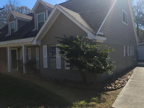 544 Brandon Rd, Conroe, TX 77302